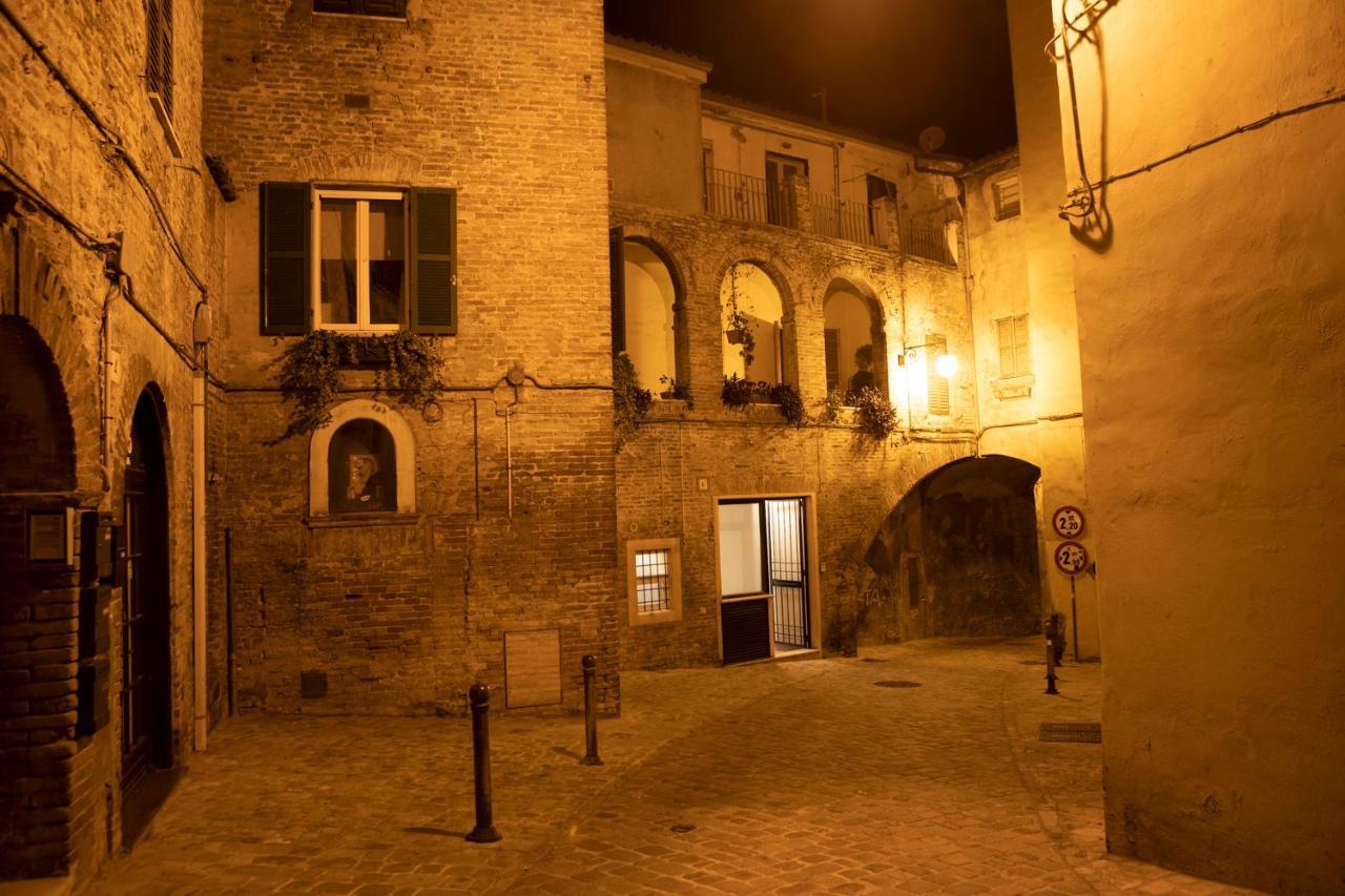 Apartmán Casa Ferretti Iesi Exteriér fotografie